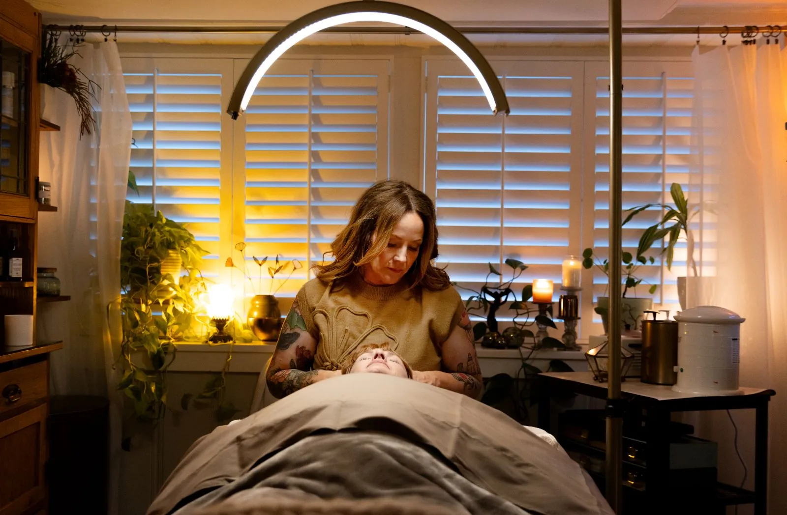 Sara providing a facial in the Evoke treatment room